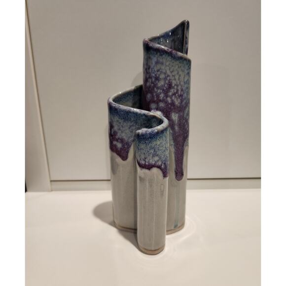 Bay Pottery 3 chamber ribbon vase gray blue purple - Picture 1 of 4